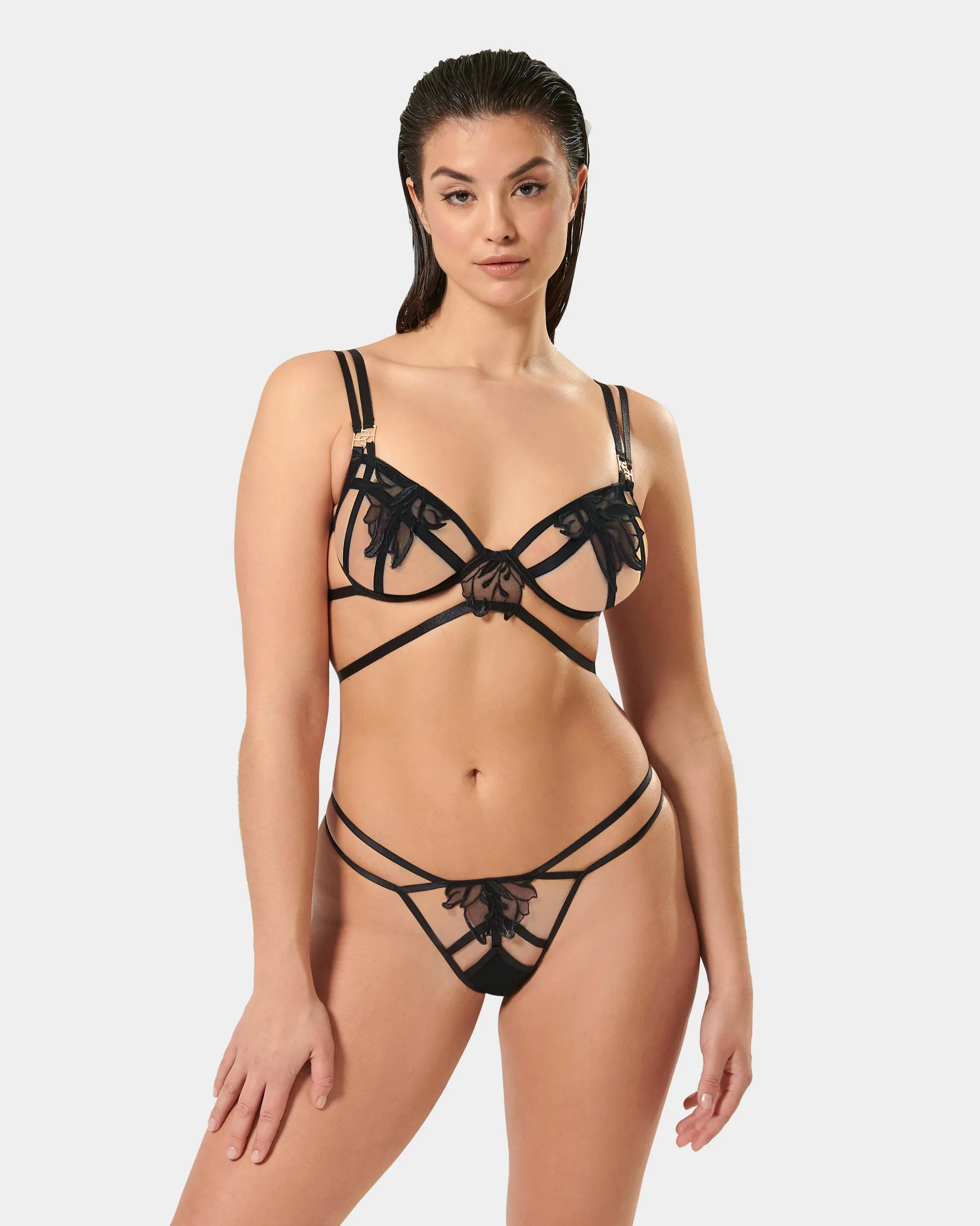 Carla Thong Black