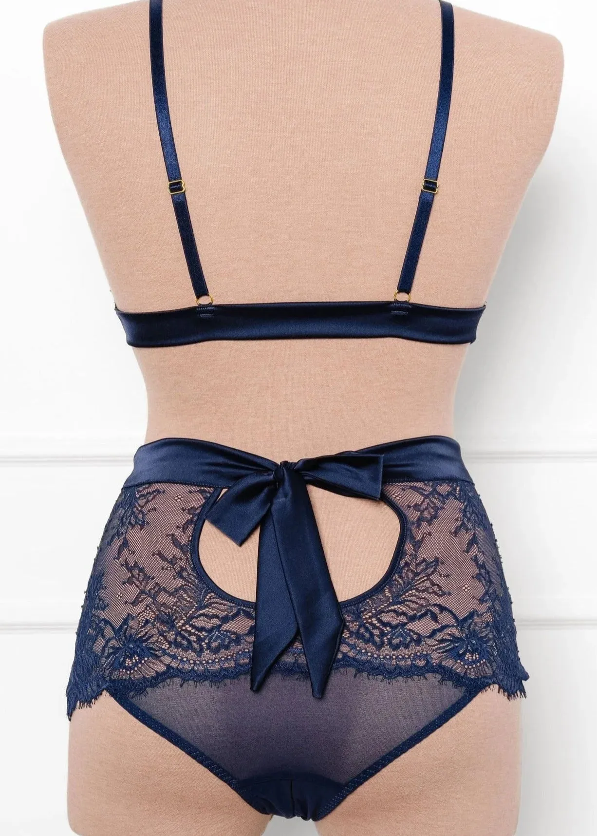 Eyelash Lace Bow High Waist Crotchless Panty - Navy