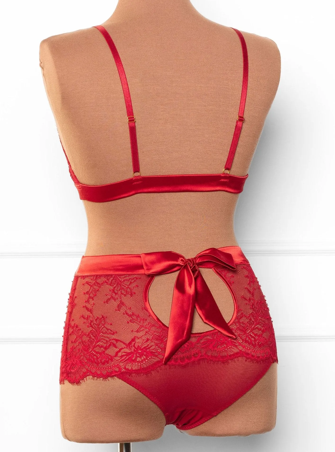 Eyelash Lace Bow High Waist Crotchless Panty - Red