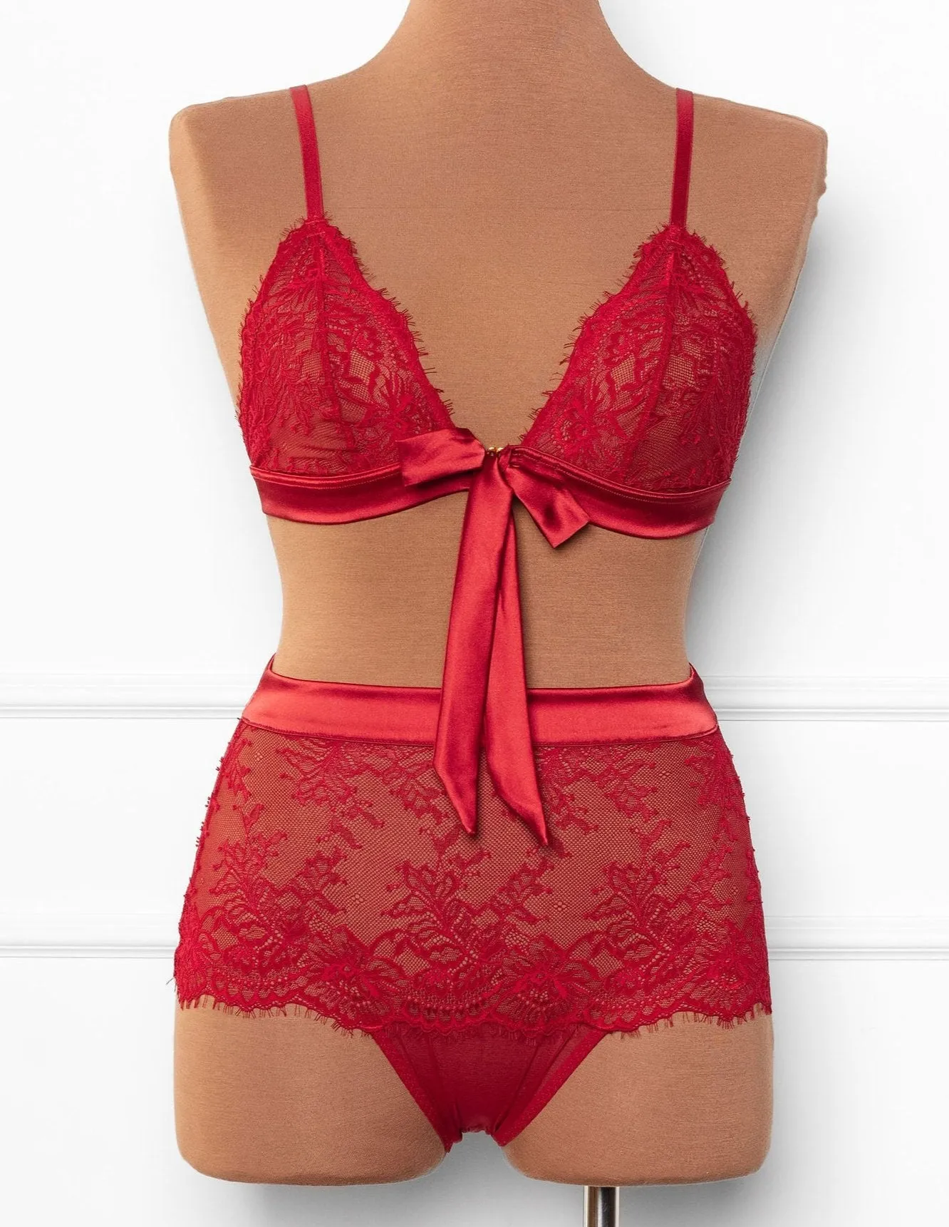 Eyelash Lace Bow High Waist Crotchless Panty - Red
