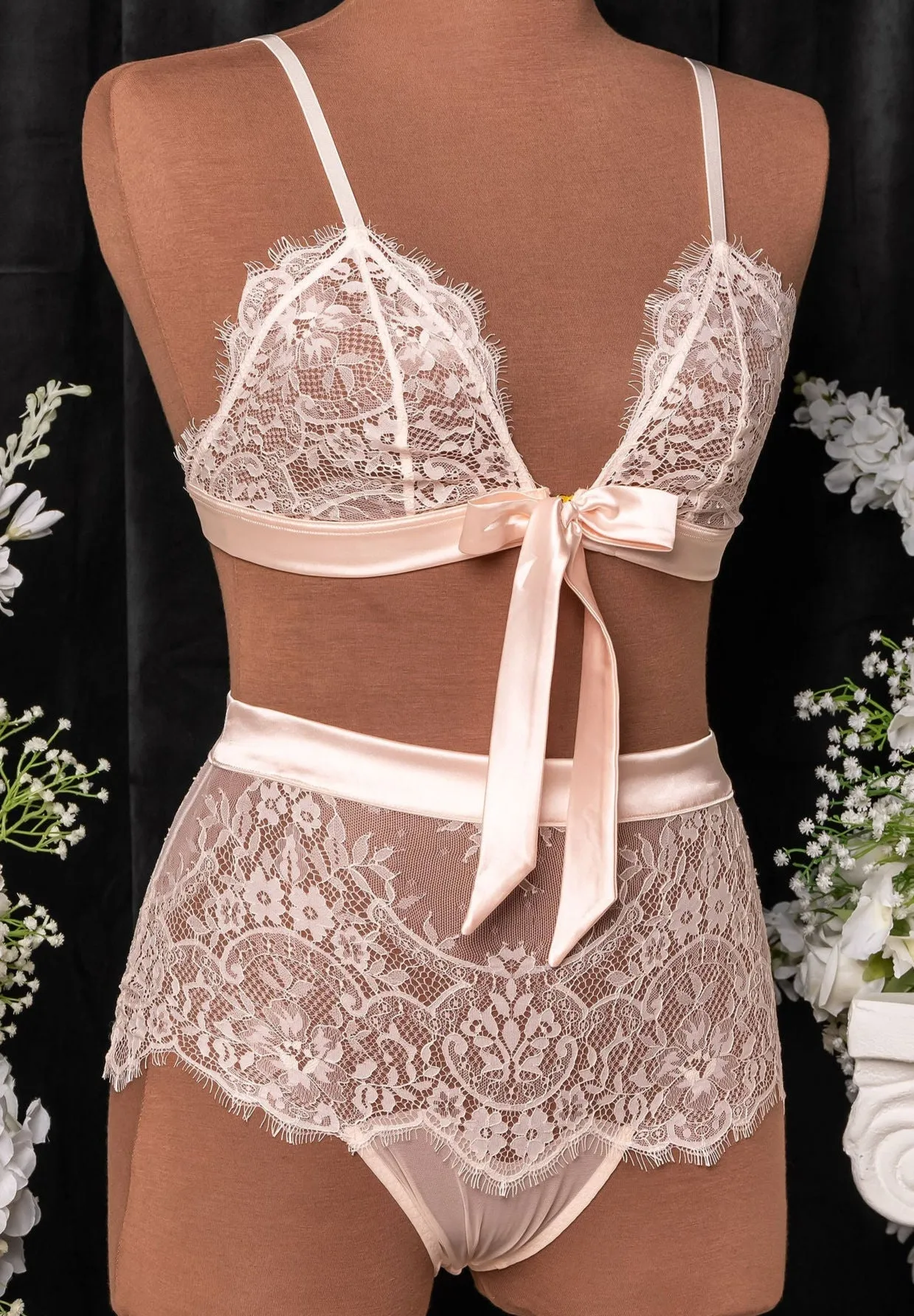 Eyelash Lace High Waist Crotchless Panty - Champagne