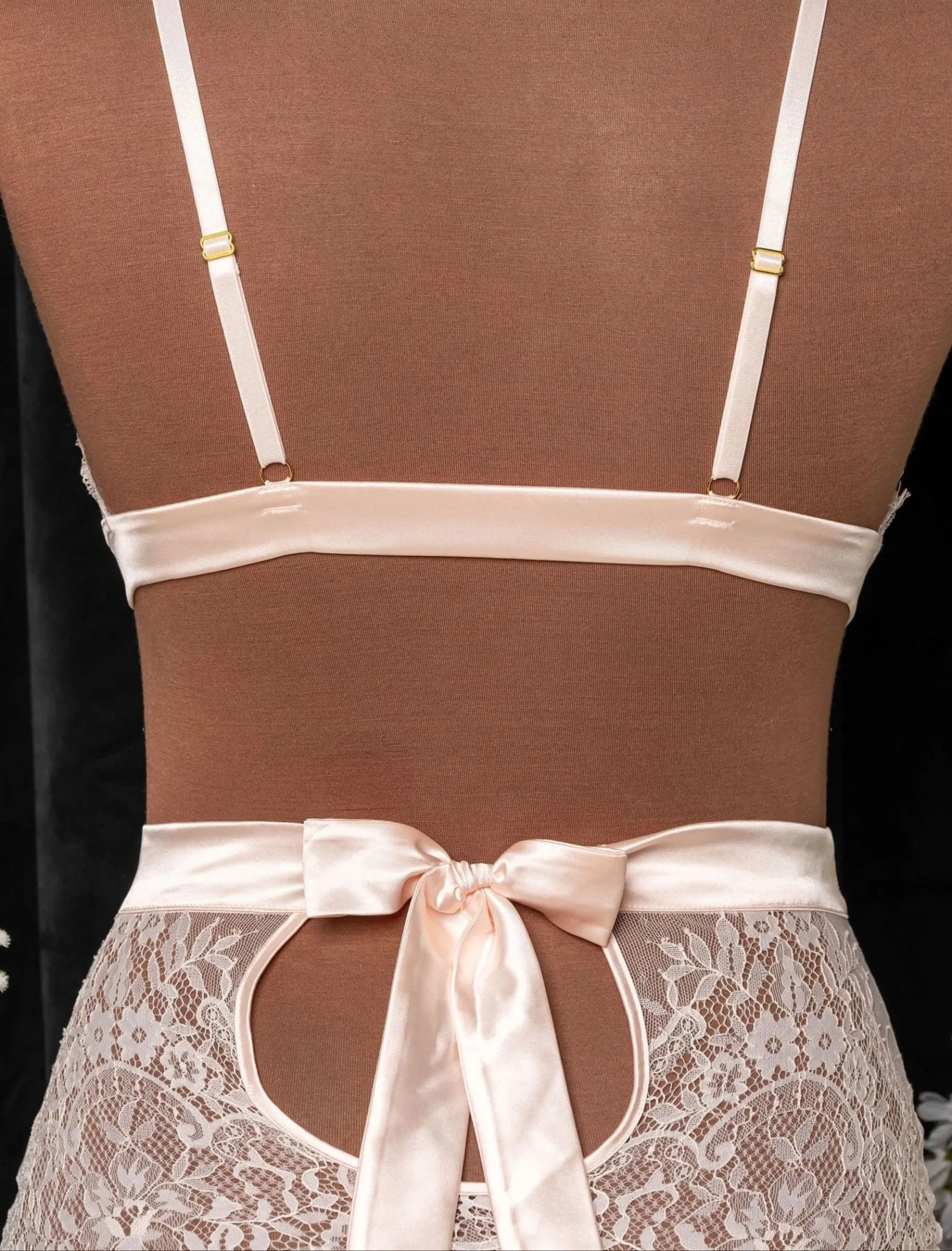 Eyelash Lace High Waist Crotchless Panty - Champagne