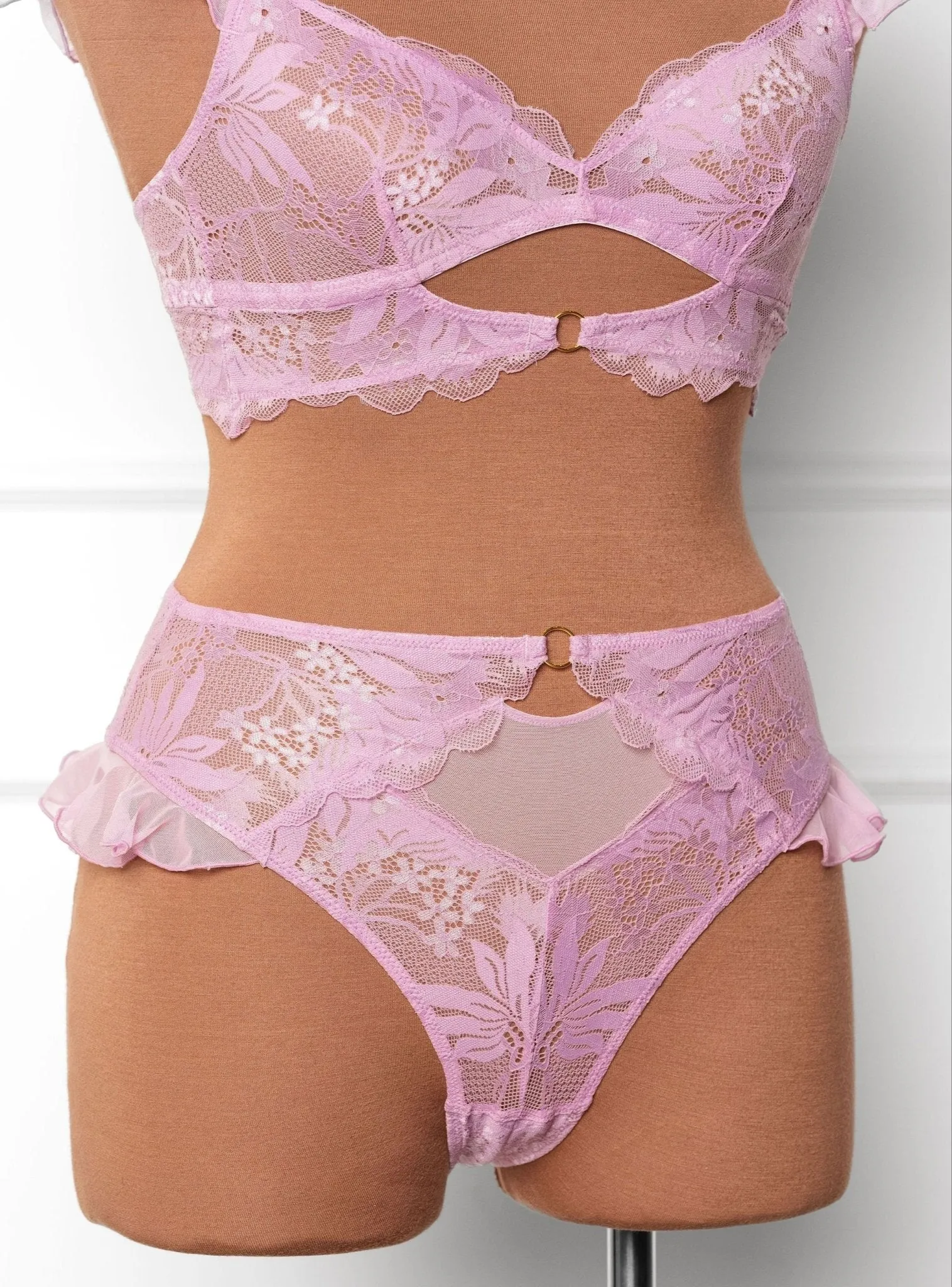 Lacy High Leg Crotchless Panty - Lilac
