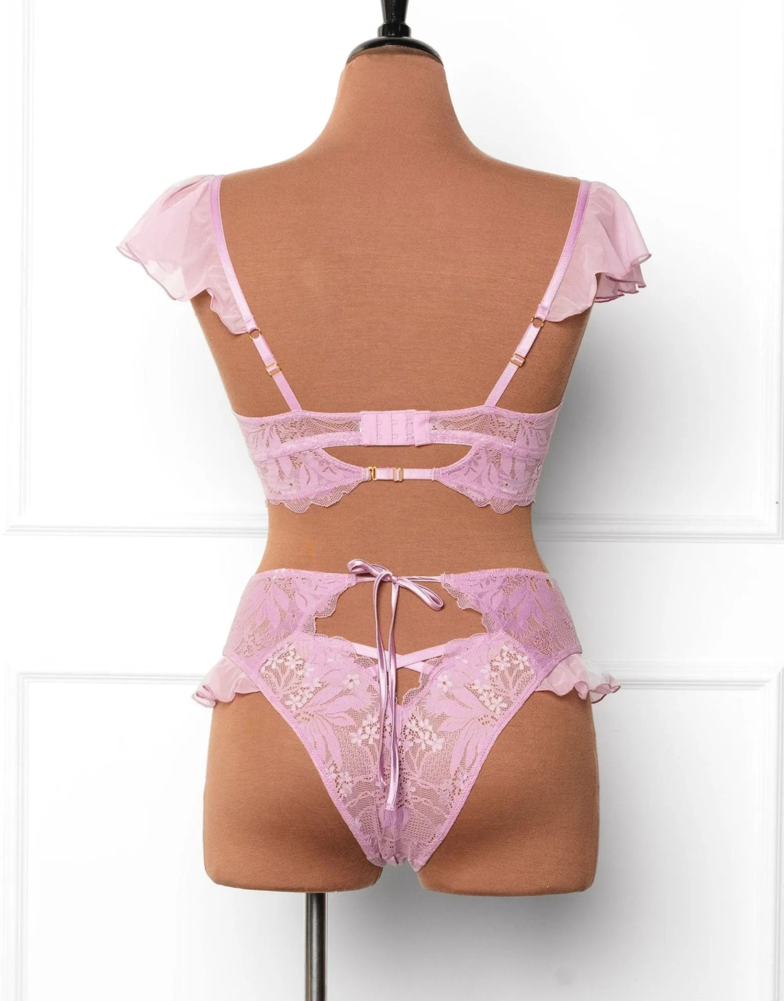 Lacy High Leg Crotchless Panty - Lilac