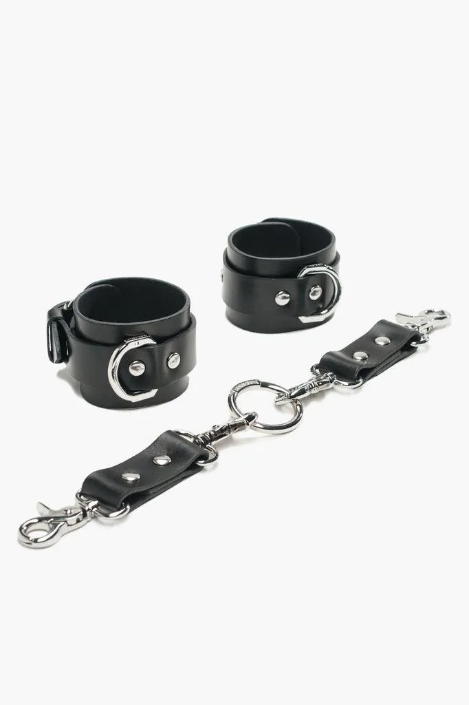 Poppy Leather Legs Garters in Black