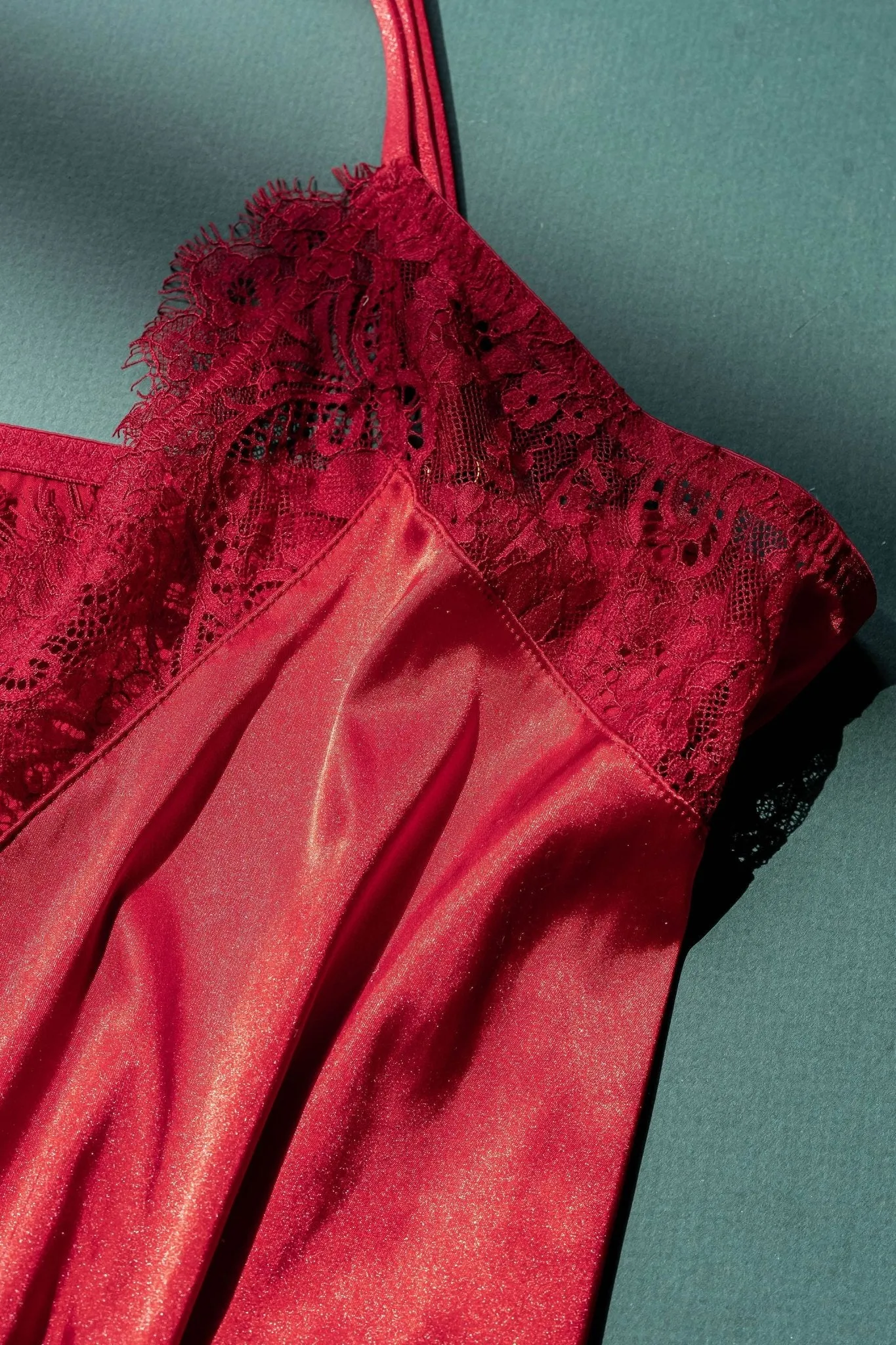 Satin & Eyelash Lace Cami - Red