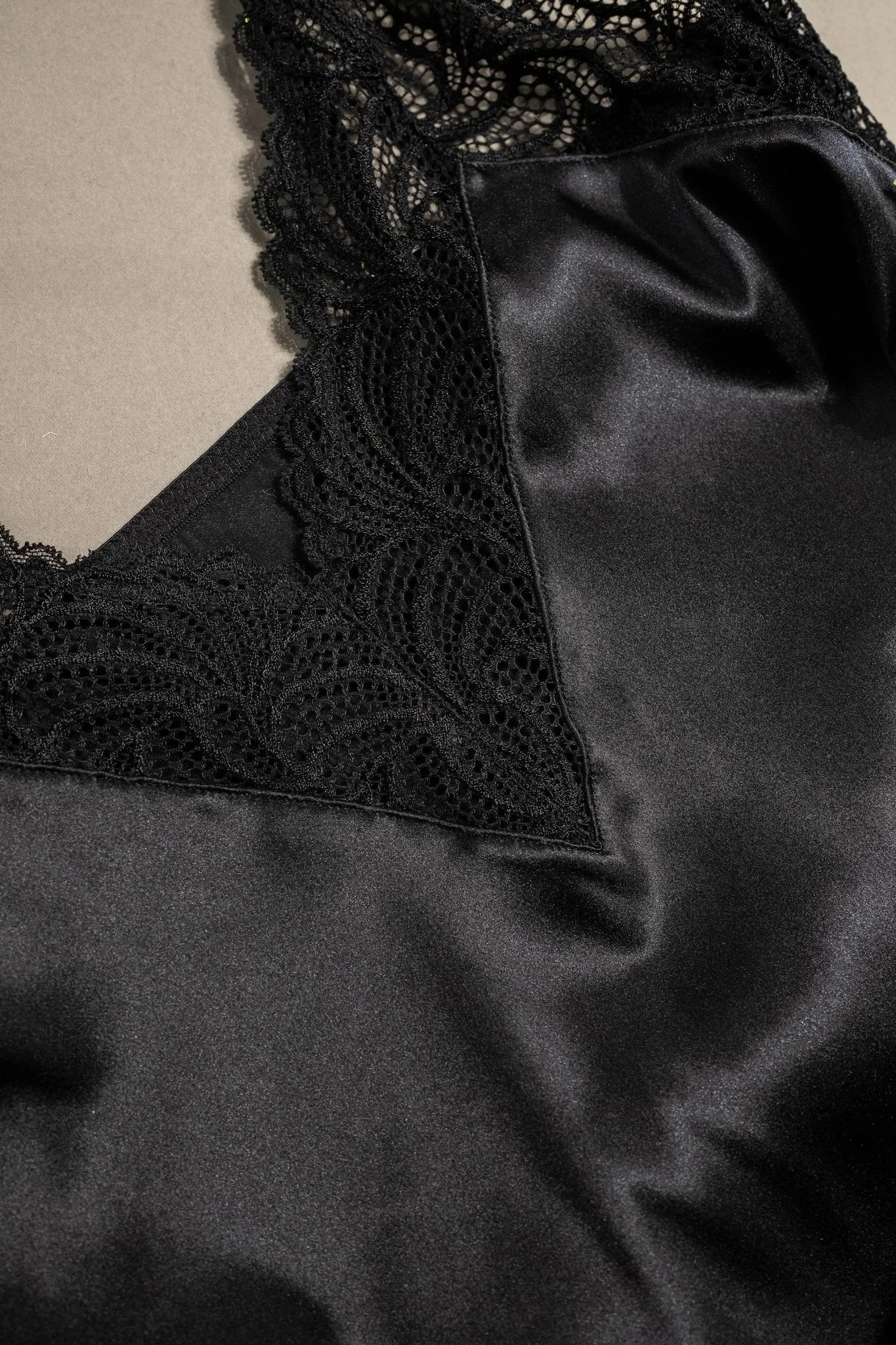 Satin & Lace Cami - Black