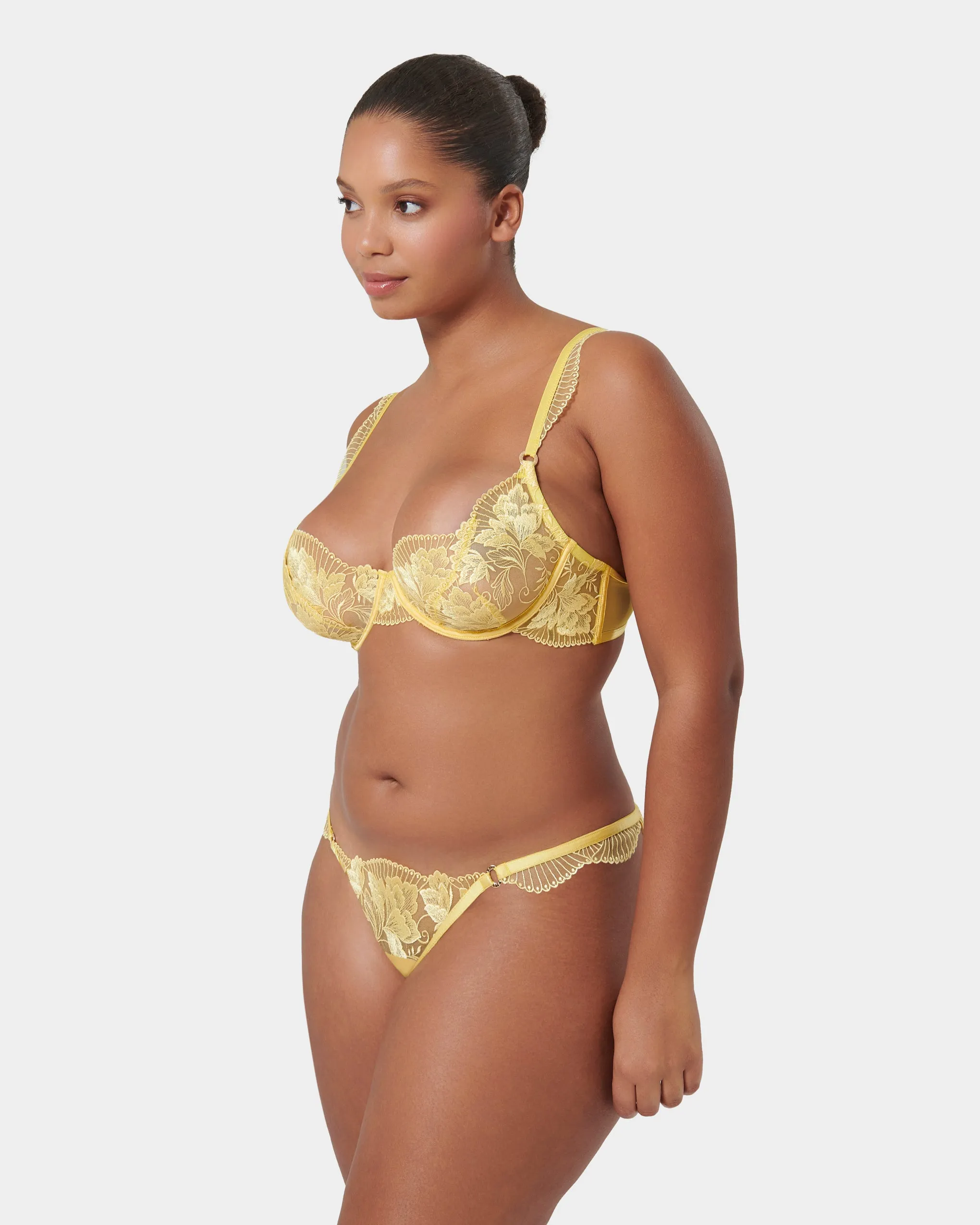Set: Gabriella Yellow